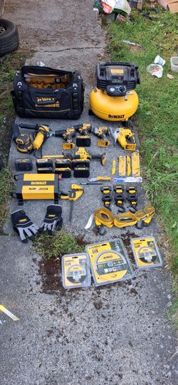 Dewalt Lot