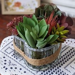 💚 Succulent Heart Glass Arrangement