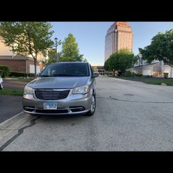 2013 Chrysler Town & Country