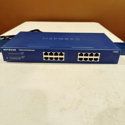 NETGEAR JGS516 ProSafe 16 Port Gigabit Switch with PWR Cord & Rack Ears