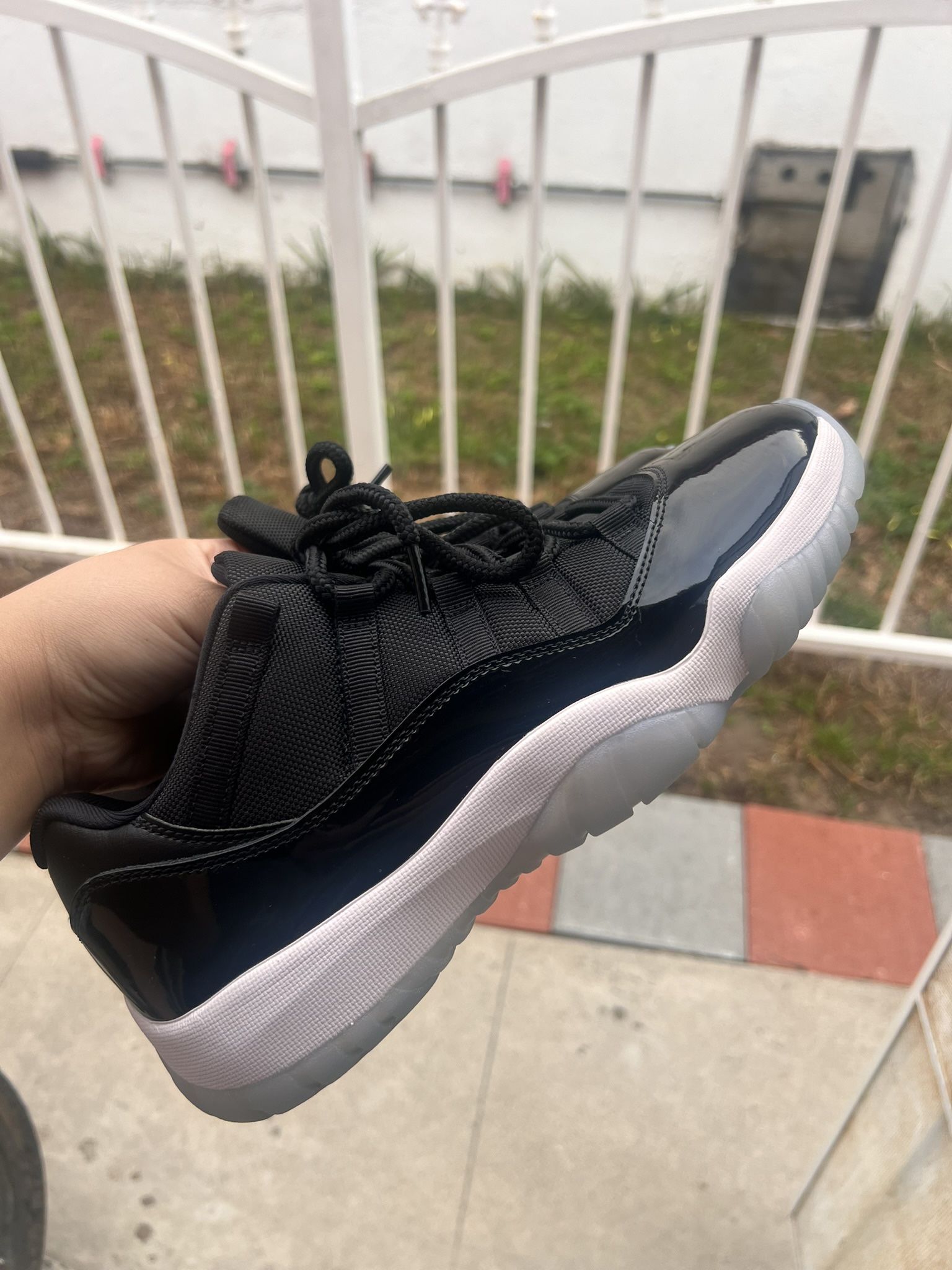 Air Jordan 11 Low Space Jam