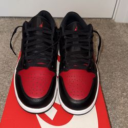 NIKE JORDAN 1 LOW( BRED TWIST) SIZE 11