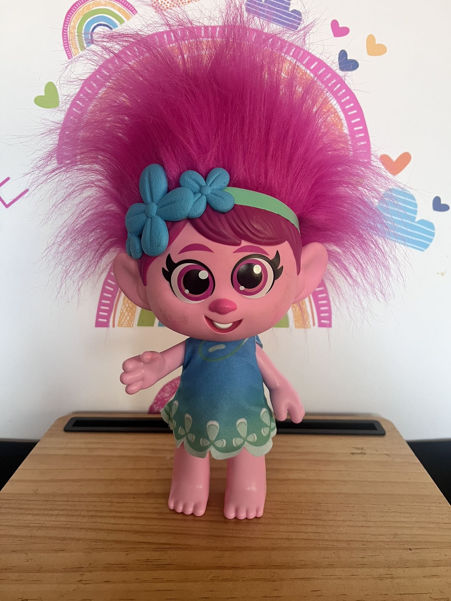 TODDLER POPPY WORLD TOUR DOLL (2019) 12 INCHES AND NEW