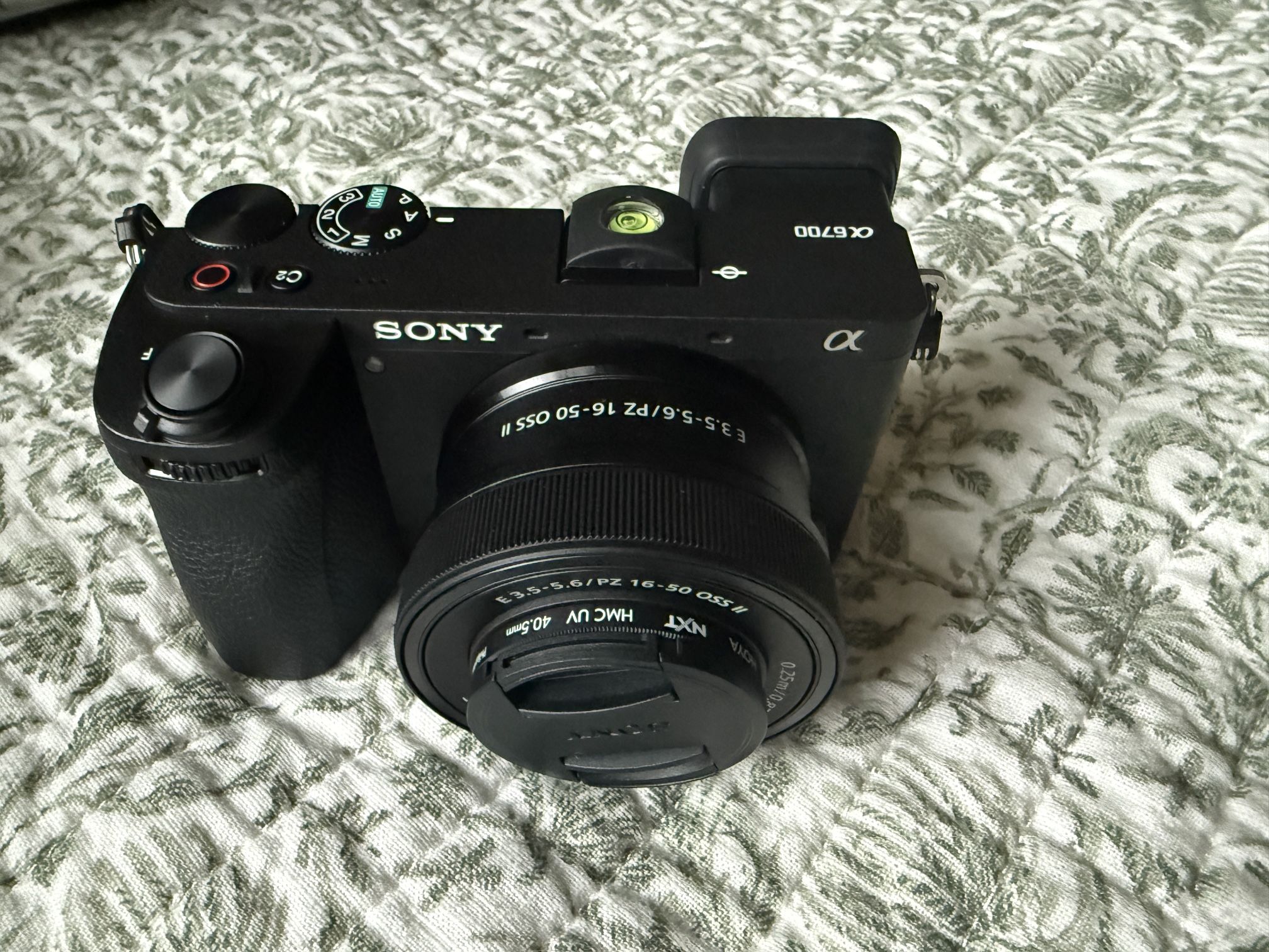 Mint condition Sony A6700 and Sony 16-50 II OSS lens