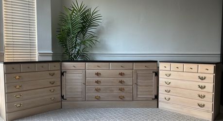 Ethan Allen Heirloom 3 Piece Bedroom Set