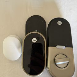 Nest Yale Lock.  HomeKit Comparable. WiFi .Works Perfectly.