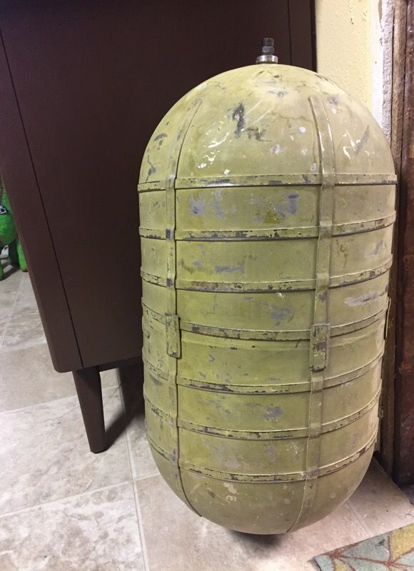 RARE WWII OXYGEN TANK FOR A B17 bomber Flying Fortress