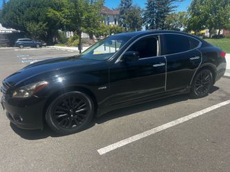 2012 Infiniti M35h