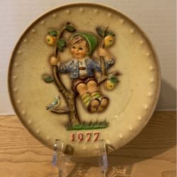 Hummel  Plate, Vintage Collectible Plate 1977, Goebel Hummel Plate  B3