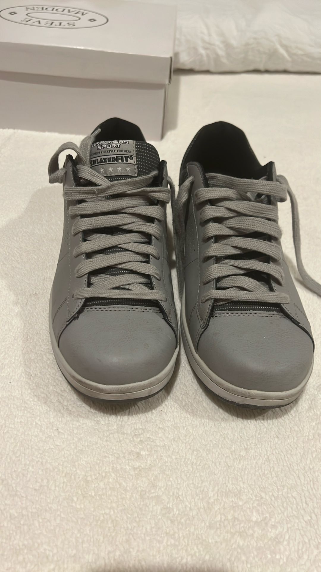 Skechers Leather Too Gray Tennis Shies Brand New