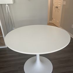IKEA DOCKSTA Table 