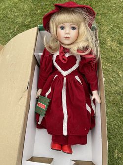 House of Lloyd “Amy Marie Doll”Christmas Around The World