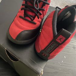 JORDAN 12 VARSITY RED/BLACK SIZE 9C - WORN TWICE-EXCELLENT CONDITION-ORIGINAL BOX