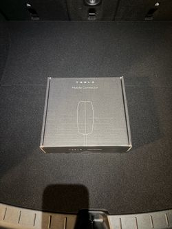 Tesla Mobile Connector