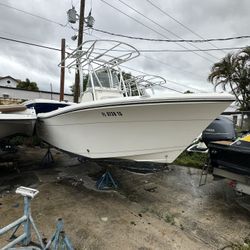 2022 Cobia 201 (Project boat) 