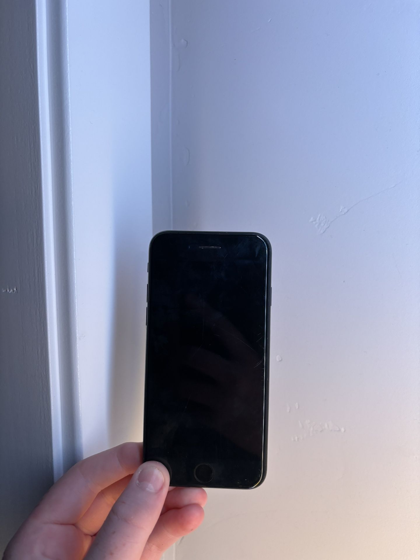 Apple iPhone SE 2nd Generation 64 GB in Black for Unlocked