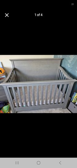 Crib and mattress