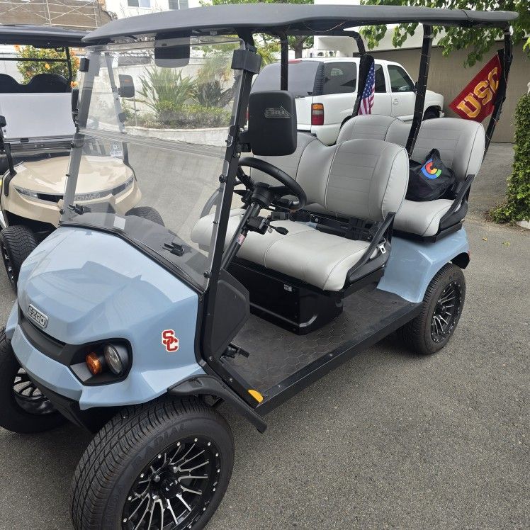 2022 E-Z-GO Liberty 4-Passenger Forward Non-Lifted 52-Volt Lithium Street Legal LSV Golf Cart