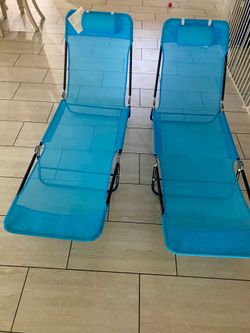 Outdoor folding chaise lounge chairs