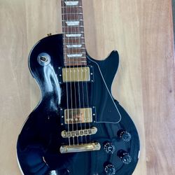 Unique 1997 Gibson Les Paul Studio Reliced Electric Guitar. 