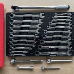 Craftsman 20-Piece SAE/Metric Ratcheting Combination Wrench Set + More!