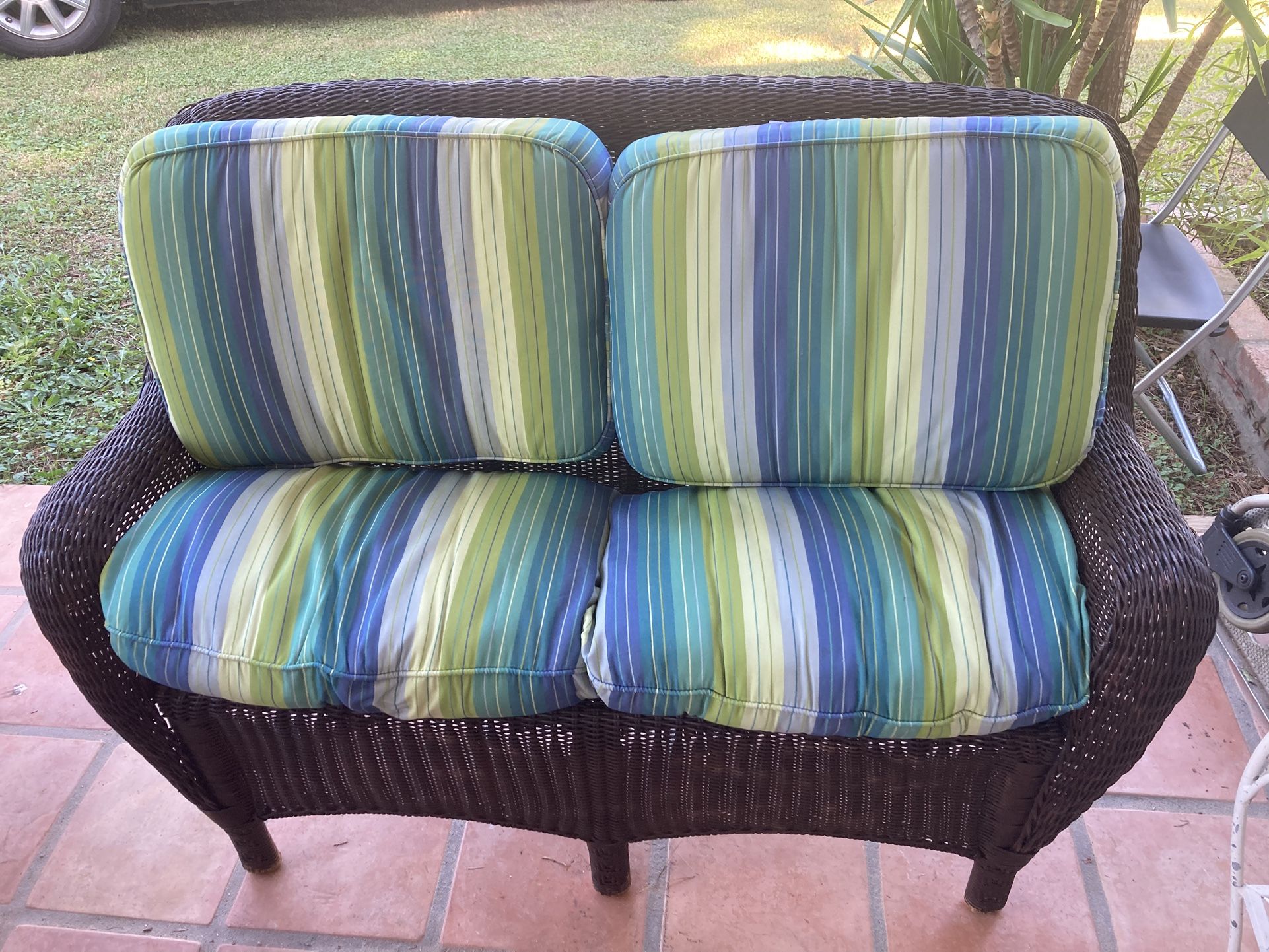 Patio Furniture - You Pick The Pieces You Want