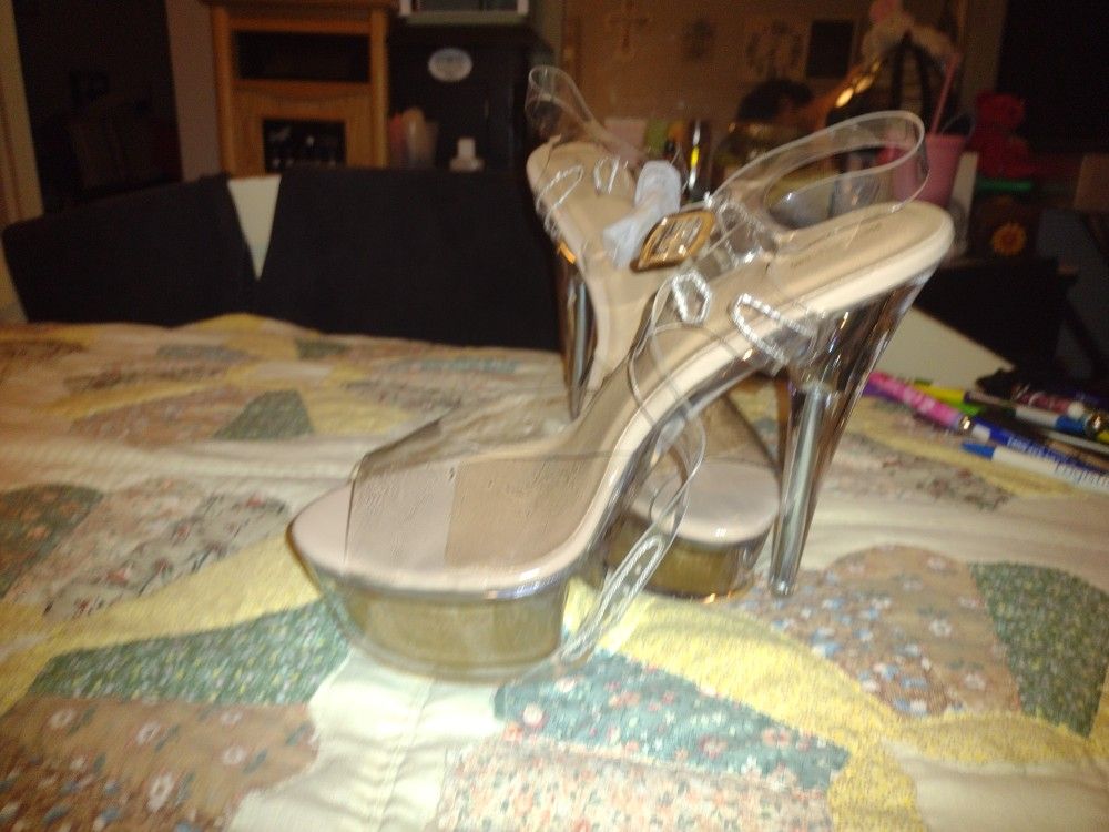Pretty Little Things Stiletto Pumps Brand NEW!!