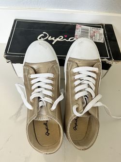 Qupid White And Gold Color Combination- Size 9