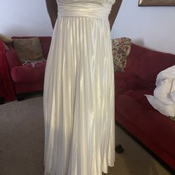 Beautiful White Evening  Dress Size 9