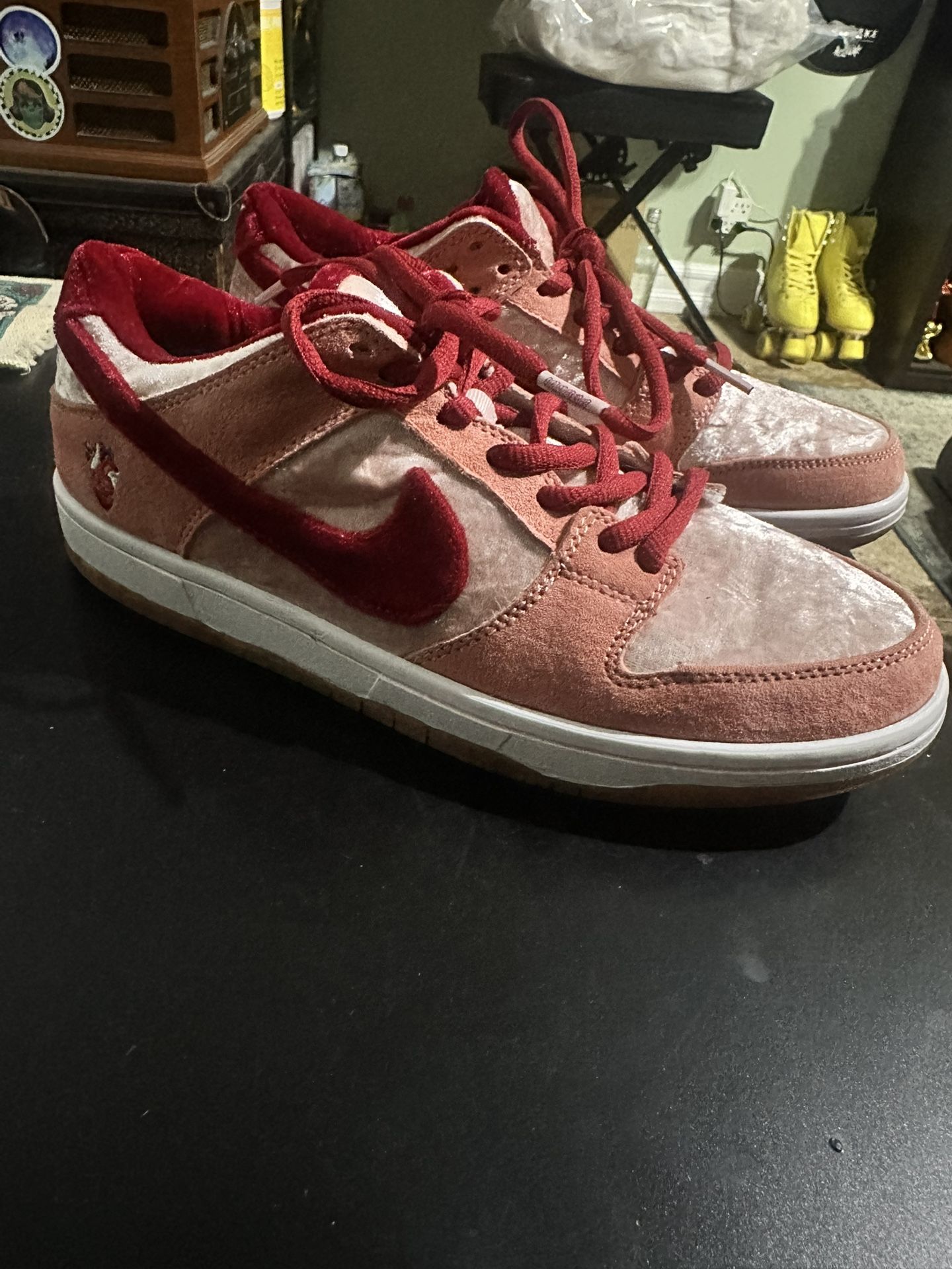 Nike SB Strangelove Size 9 Men