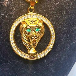 GOLD STAINLESS TIGER PENDANT 