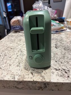 Green 2-Slice Compact Toaster