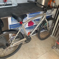 Kent Seachange Cruiser Bike. Excellent condition. Barely Used.