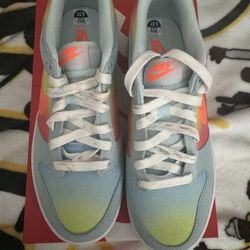NIB! Nike Dunks 6.5Y(8W)