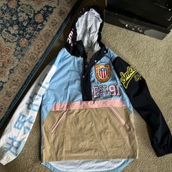 Smoke Rise Windbreaker 