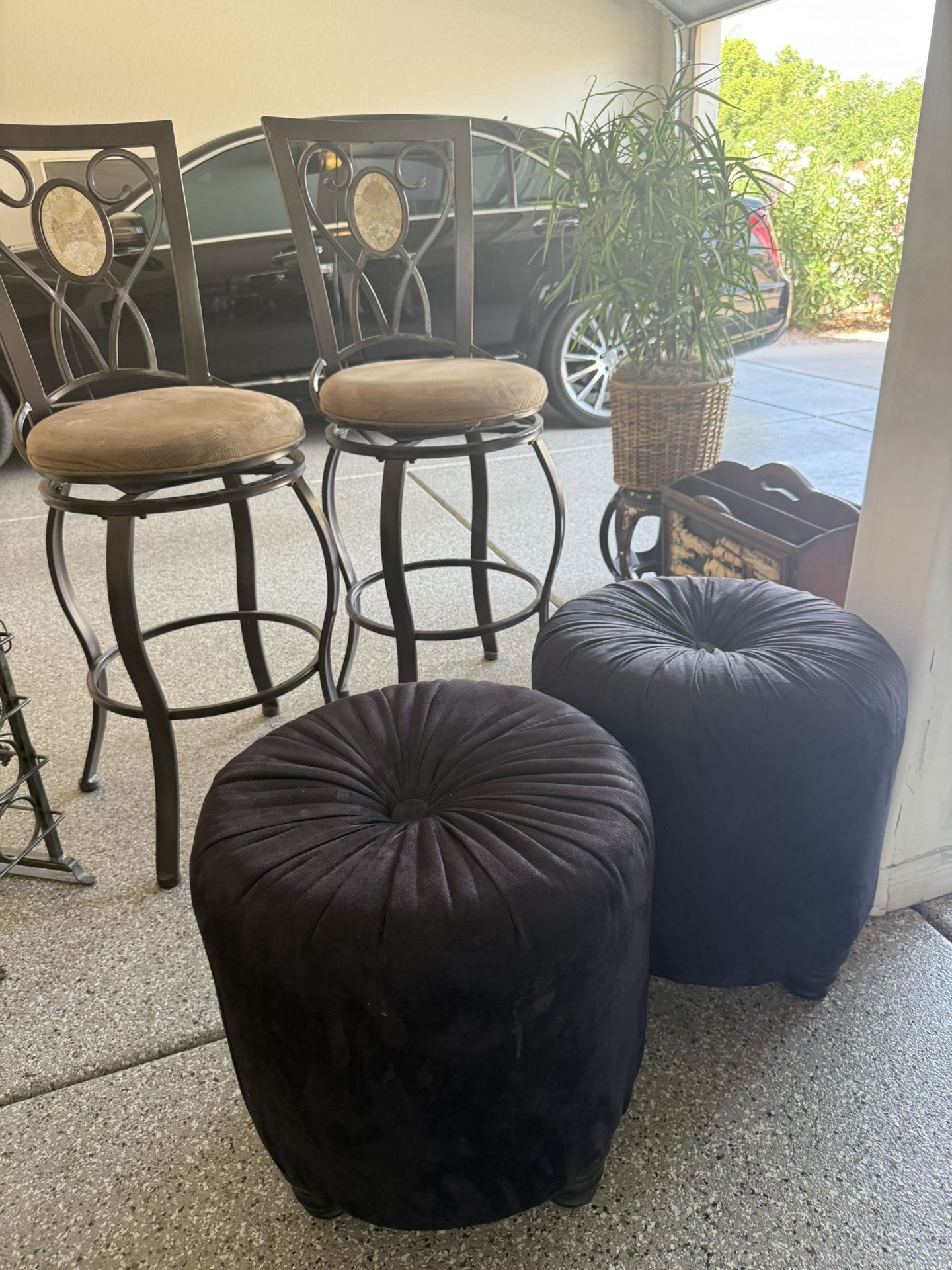 Moving Sale !
