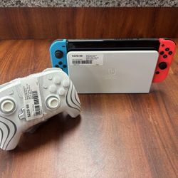 Nintendo Switch OLED W/charger And Extra controller 