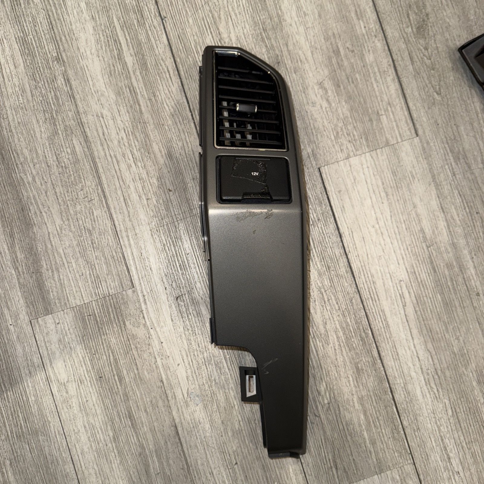 2018-2022 Ford Expedition OEM Right Side Center Dash Vent Trim FL3B-19C681-A