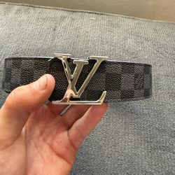 ($60) Black and Grey LV Belt With Silver Buckle