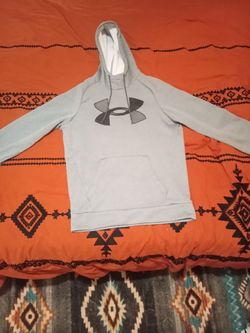 Under Armour Grey pullover