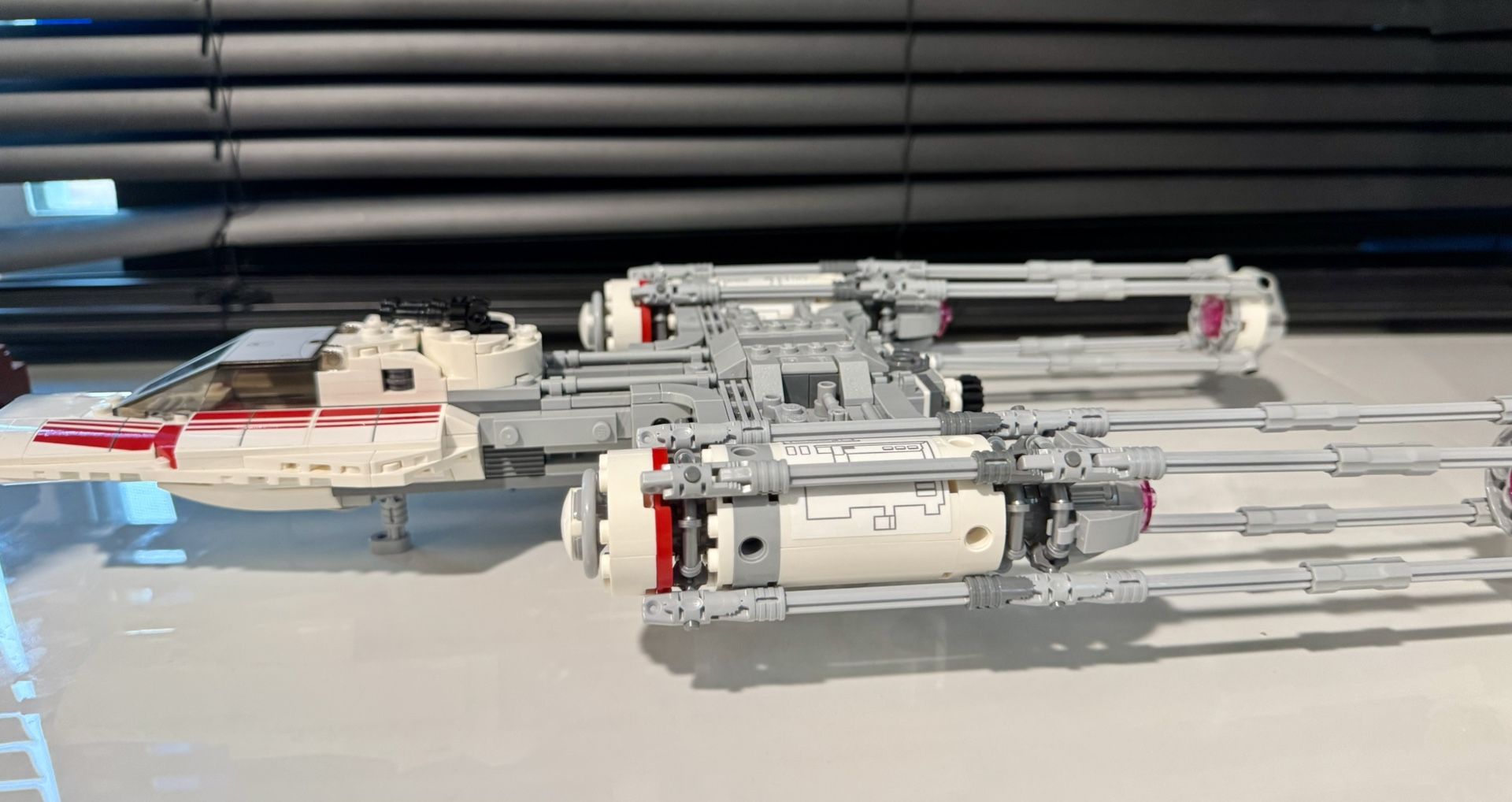 Lego Resistance Y-wing (no Figs)