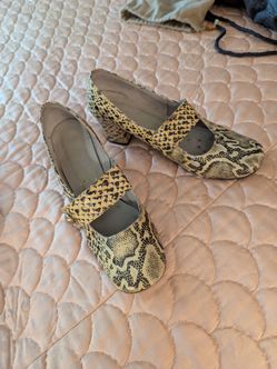 Vintage ladies shoes size 7