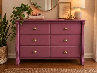Pop of Color 💕 6 Drawer Dresser
