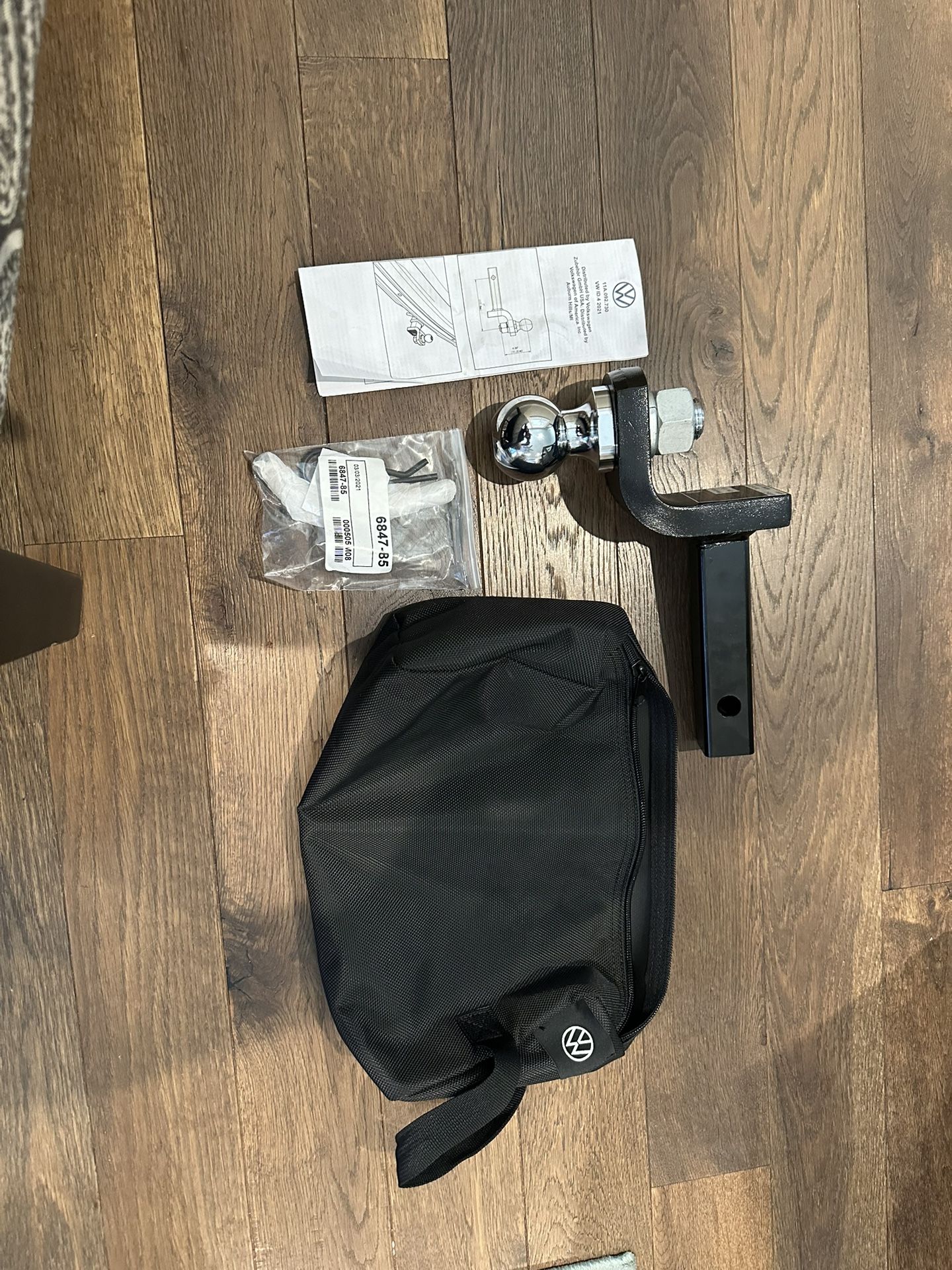 VW 2023 ID4 Hitch ball