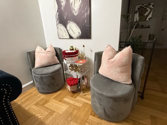 Like New Set of 2 Velvet Swivel Chairs with Pink Snowflake Pillows