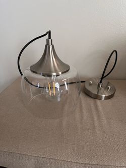 New Silver Pendant Ceiling Lamp whit 💡 ( 2 available)