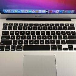 Apple MacBook Air 2014 13” 8GB RAM 512 SSD, New battery