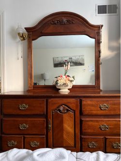 Bedroom set