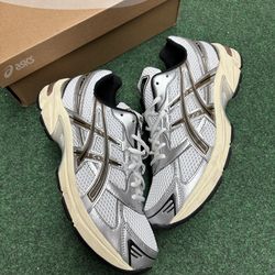 ASIC GEL-1130 WHITE CLAY CANYON SIZE 9
