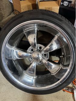 Rocket racing staggered rims